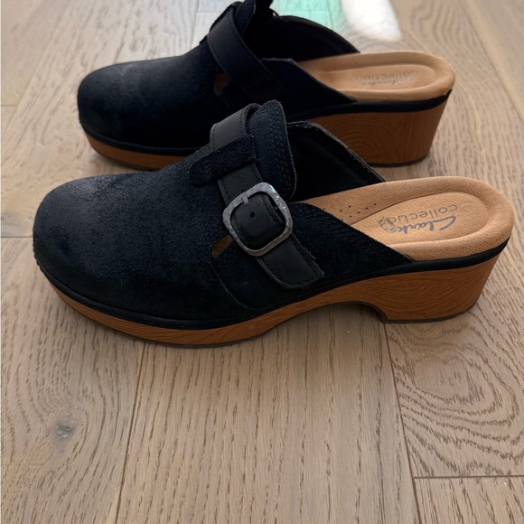 Clarks Black Suede Buckle Clogs - Picture 3 of 8